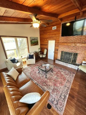 Riverfront Retreat in Columbus
